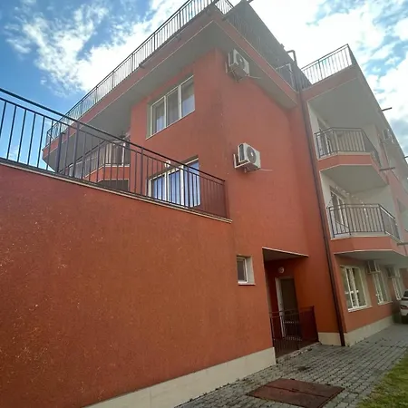 Apartmanhotel корал